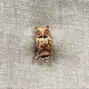 Vintage small owl brooch
